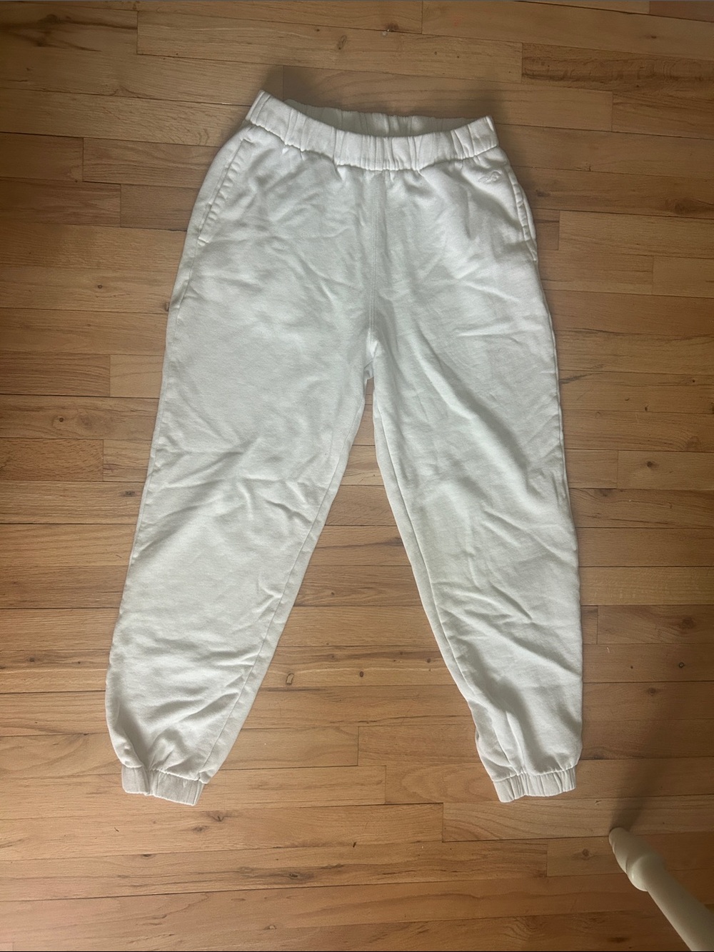 White Hollister Sweatpants - Size Medium